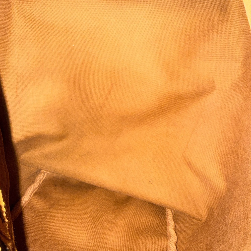 Louis Vuitton Speedy Monogram Handbag - Picture 11 of 12